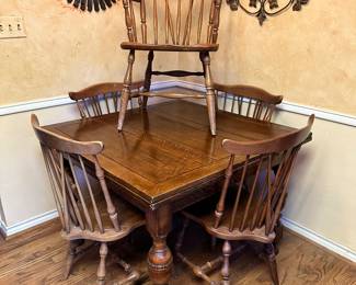 Antique Table with Pull out Leaves and 5 Chairs