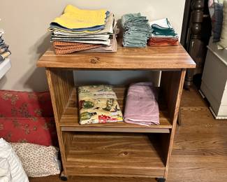 Small Rolling Table, Linens