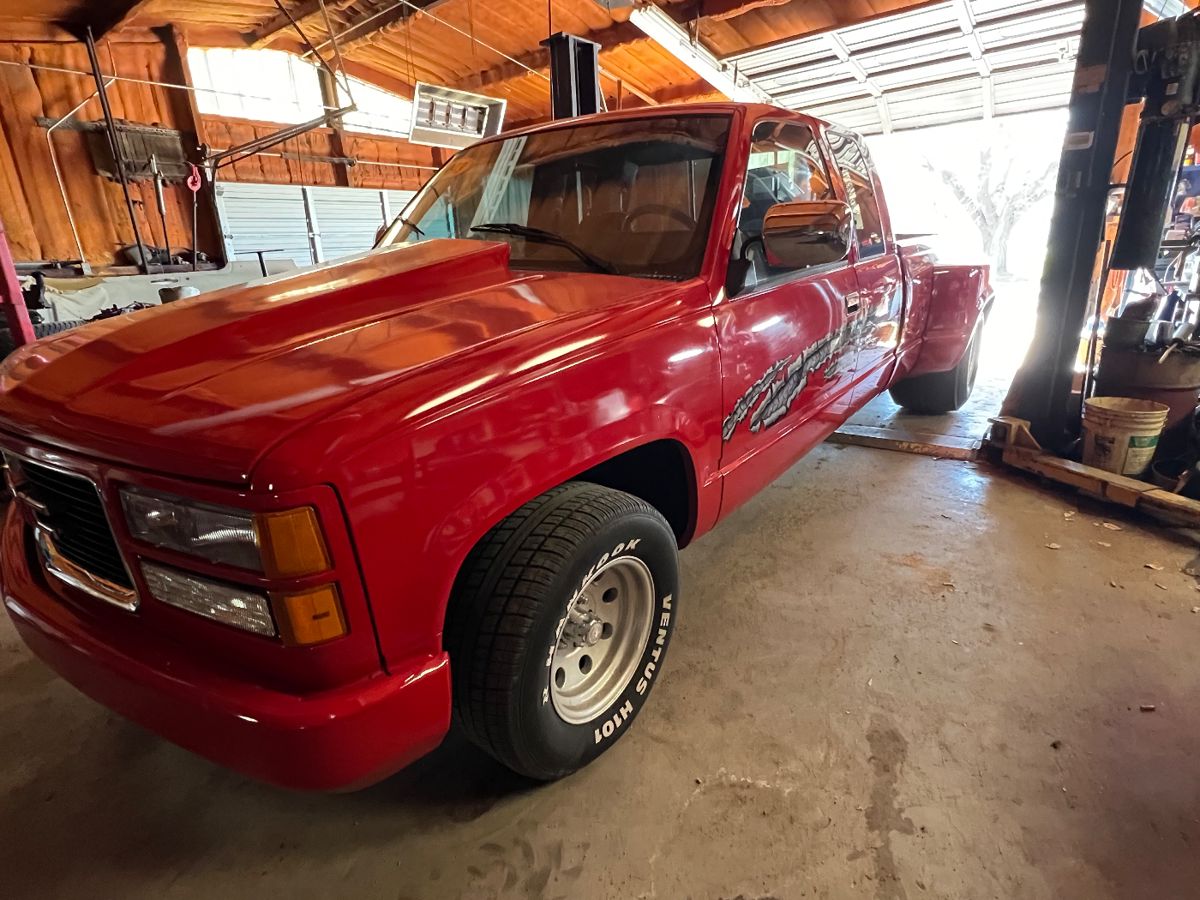 Davis Living Estate Sale in Hobart, OK starts on 4/4/2024