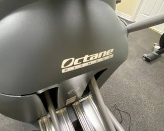 Octane elliptical exercise machine