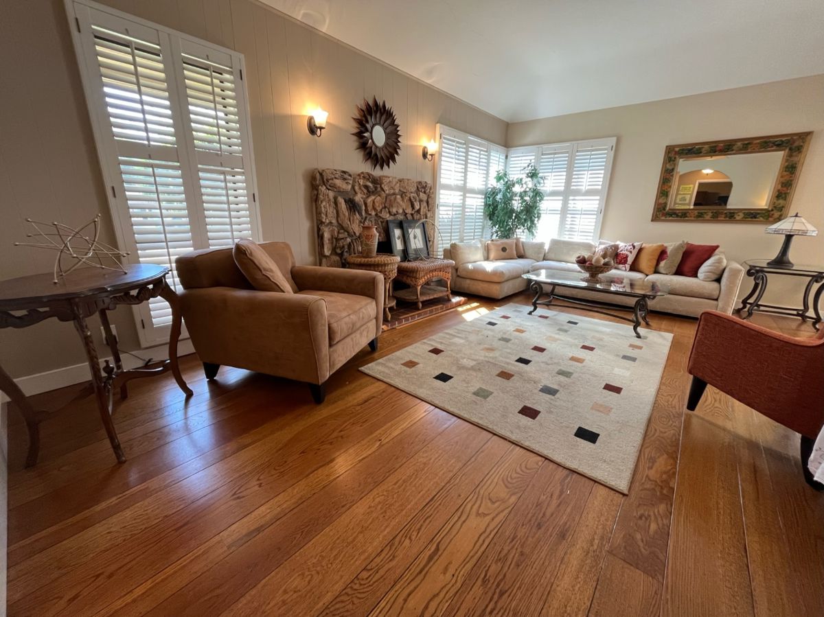 GRANDSON’S LAKE CHABOT OAKLAND ESTATE SALE... starts on 3/22/2024