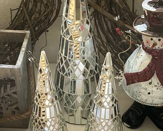 Very pretty silver Christmas tree decor