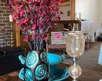 Nice assortment of unique decor pieces