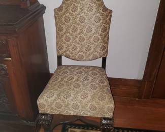 Vintage slipper chair (2) of (2)