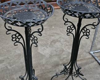 METAL PLANT STANDS