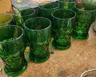 LOT OF GREEN GLASSWARE