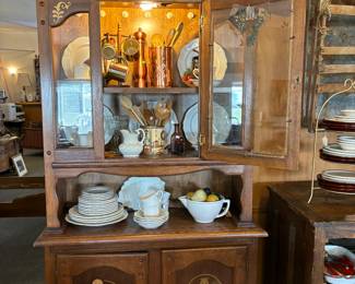 Cute 70’s china cabinet $125/$62.50