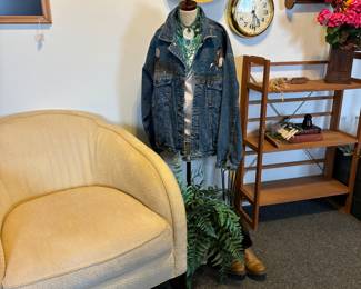 Barrel Chair $30 now $15