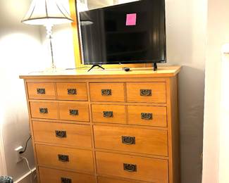 Vaughn Bassett Furniture set