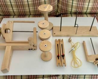 Lundrum spinning wheel accessories