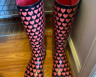 Tamara Henrique, size 40 (US 9.5)