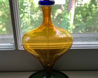Perfume bottle