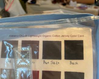 Color card with a large amount of Alabama Chanon, 100% organic cotton