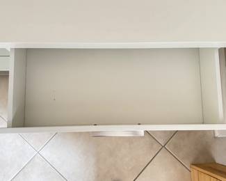 White Lacquered Bench / Credenza / Media Cabinet. Measures 78" W x 20" D x 20" H. Photo 3 of 3.