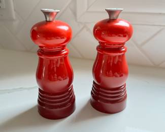 Le Creuset Red Salt & Pepper Grinder Set.