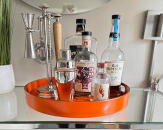 Cocktail Shaker & Mixology Set.