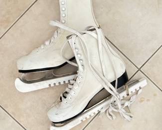 Imperial Women's Size 9 Figure Skates.