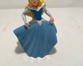 Vtg Disney Cinderella figurine -$12