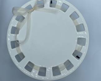 #266 Southern Living Plate 10“