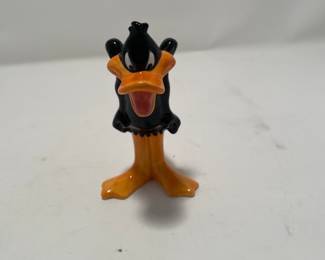 Vtg Disney Daffy Duck figurine - $10