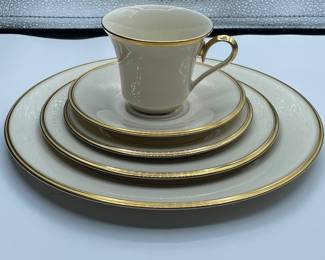 #205, Lenox Eternal, 14 -5 piece place settings w sugar/ creamer -$500