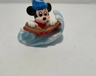 Vtg Disney Mickey Mouse Fantasia figurine -$12