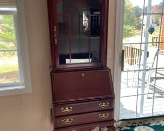 American Drew secretary lighted