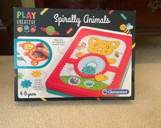 Spirally animals play creative activity 