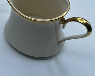 #207, Lenox Eternal creamer only