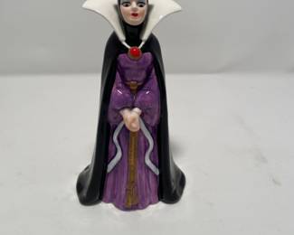 Vtg Disney Evil Queen figurine -$18