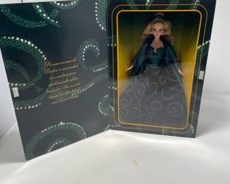 1996 Barbie Emerald Enchantment Society Stile collection - $13