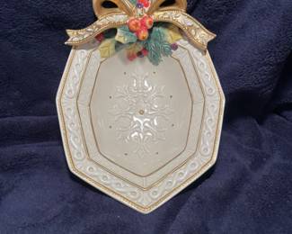 Fritz Floyd snowy woods elongated oval canopy p,ate bowl -$16