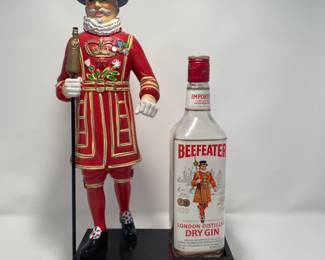 Vtg hand painted beefeater gin bar display