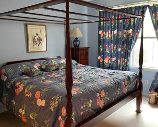 King Size four poster canopy bed