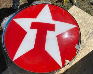 Texaco lighted sign