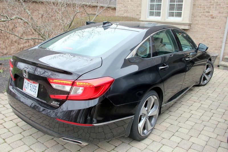 2018 Honda Accord, 2.0 Turbo V4, EX Touring Trim, Leather - EXCELLENT Condition ONLY 25,614 miles!