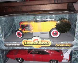 SEALED Diecast Collectible Car By American Muscle - '32Ford Street Rod