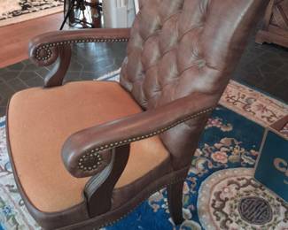 Arm Chair W/ Tufted Buttons