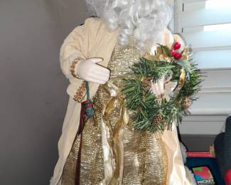 Assorted Christmas Decor