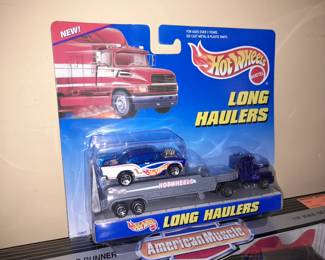 SEALED Hot Wheels Long Haulers Set