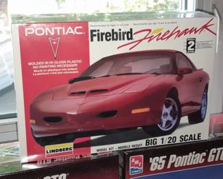 SEALED Model Kit By Lindberg - Pontiac Firebird Firehawk
