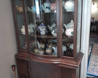 Dining Room Curio Cabinet