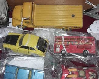 Vintage Loose Matchbox, Hot Wheels, Johnny Lightning, Etc. Diecast Cars
