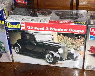 SEALED Model Kit By Revell - '32 Ford 3-Window Coupe
