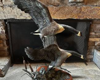 "Touchdown" Glen Swanson 20x20x32"