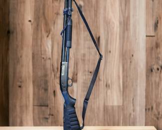 Mossberg 500A 12 Gauge with tactical light 