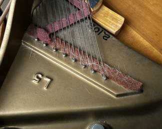 Steinway & Sons Grand Model L Ebony Piano. Serial Number 385937. Photo 6 of 9.