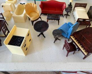 RENWAL DOLL FURNITURE