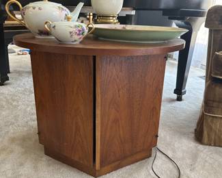 Vintage Lane Side Tables 