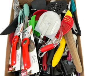 New BRIX JarKeys & Lot Of Kitchen Utensils Tongs Spatulas Gadgets